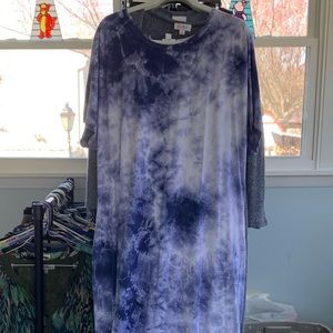 2x blue and white tie dyed Maria in gently used condition